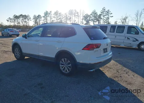 2018 Volkswagen Tiguan 2.0T Se/2.0T Sel z USA, uszkodzony, nr VIN 3VV3B7AX2JM033139